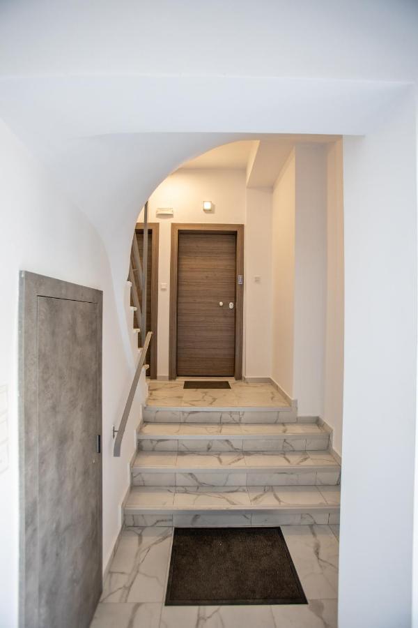 Raise Kifisias Serviced Apartments 雅典 外观 照片